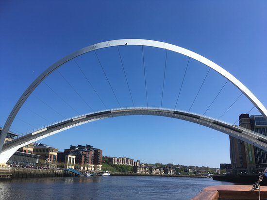 Gateshead Millenium Bridge