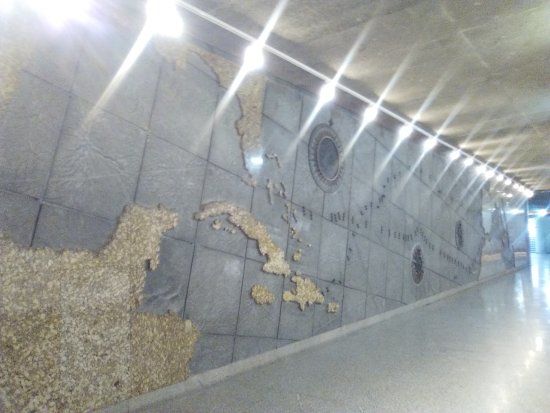 Marmol Mapa de los viajes de Colon