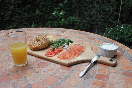 Saigon Bagel
