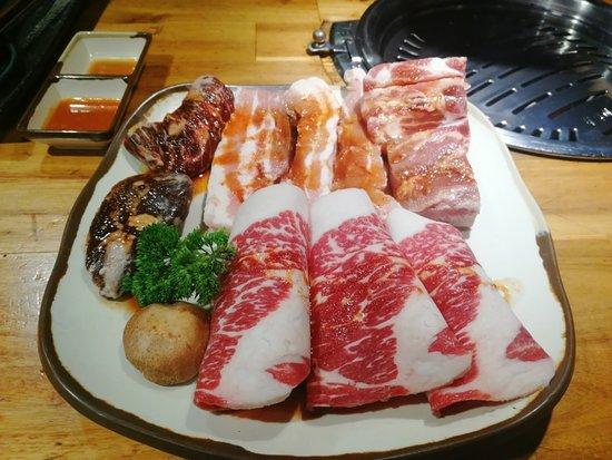 Gogi House