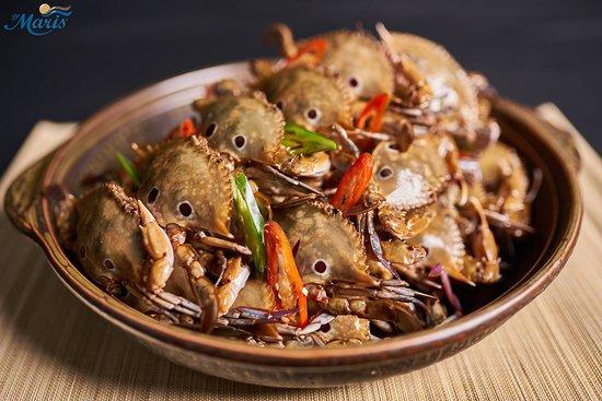 D'Maris Premier Buffet Cong Hoa