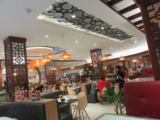 Mon Hue Restaurant